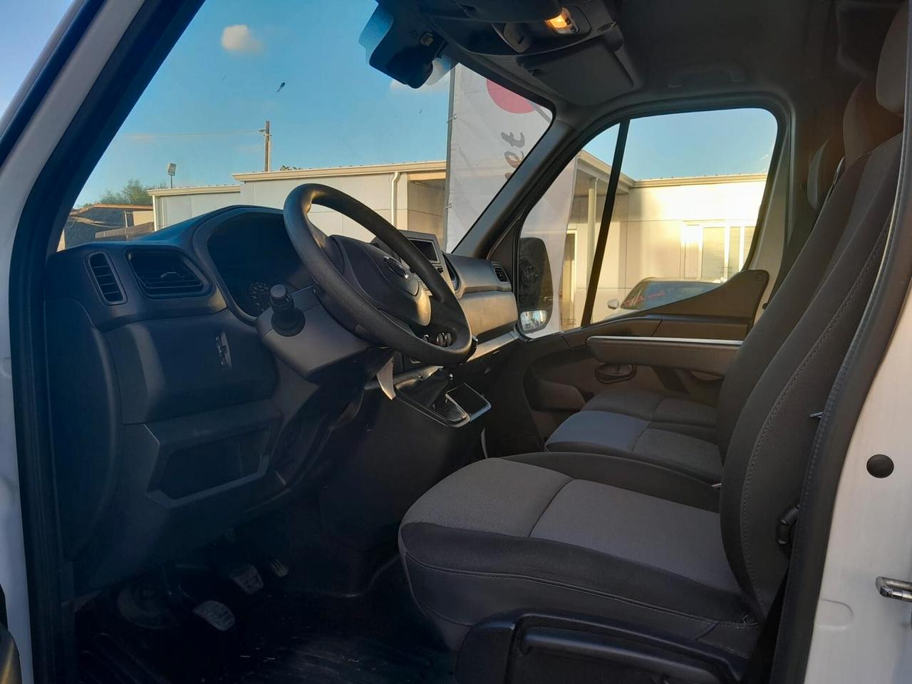 NISSAN NV400 35 2.3 dCi PM-TM FURGONE (135CV)