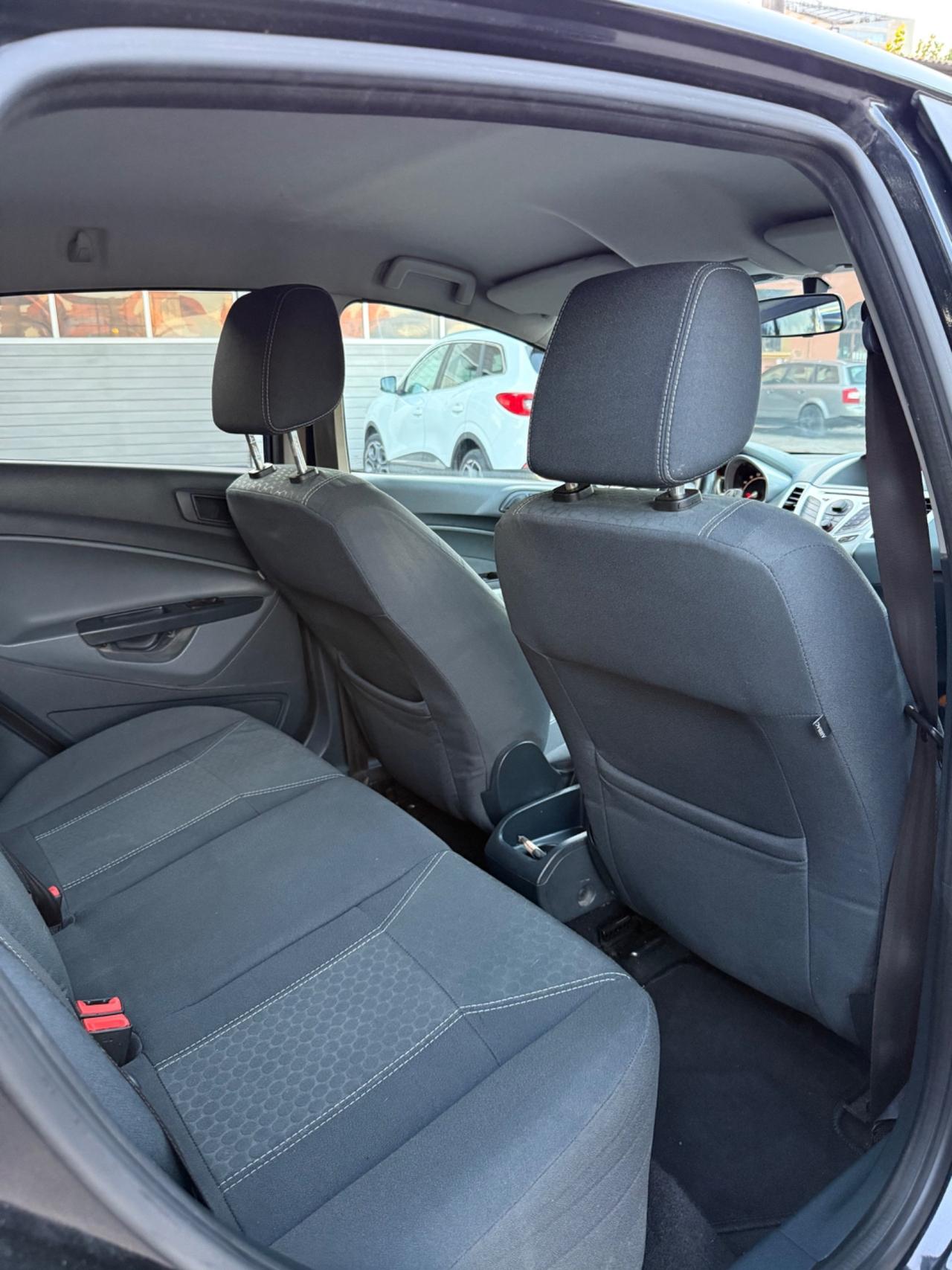 Ford Fiesta 1.4 TDCi 5p. Titanium