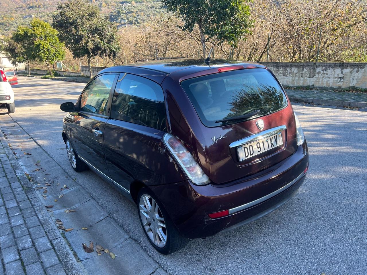 Lancia Ypsilon 1.4 benzina cambio automatico