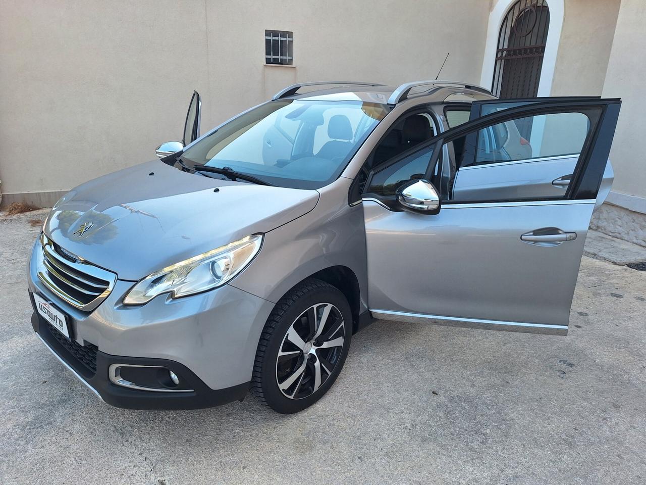 Peugeot 2008 1.6 HDi 120 Allure NAVI FULL