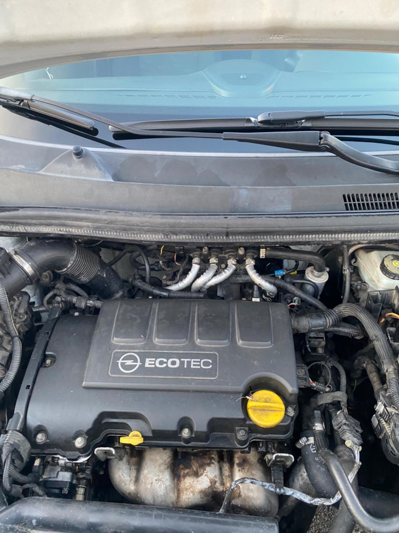 Opel Corsa 1.2 GPL Fine 2011 TAGLIANDATA