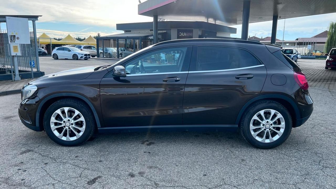 Mercedes-benz GLA 220 CDI Automatic 4Matic Premium