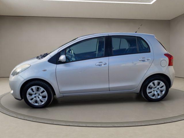 TOYOTA Yaris 1.0 5 porte