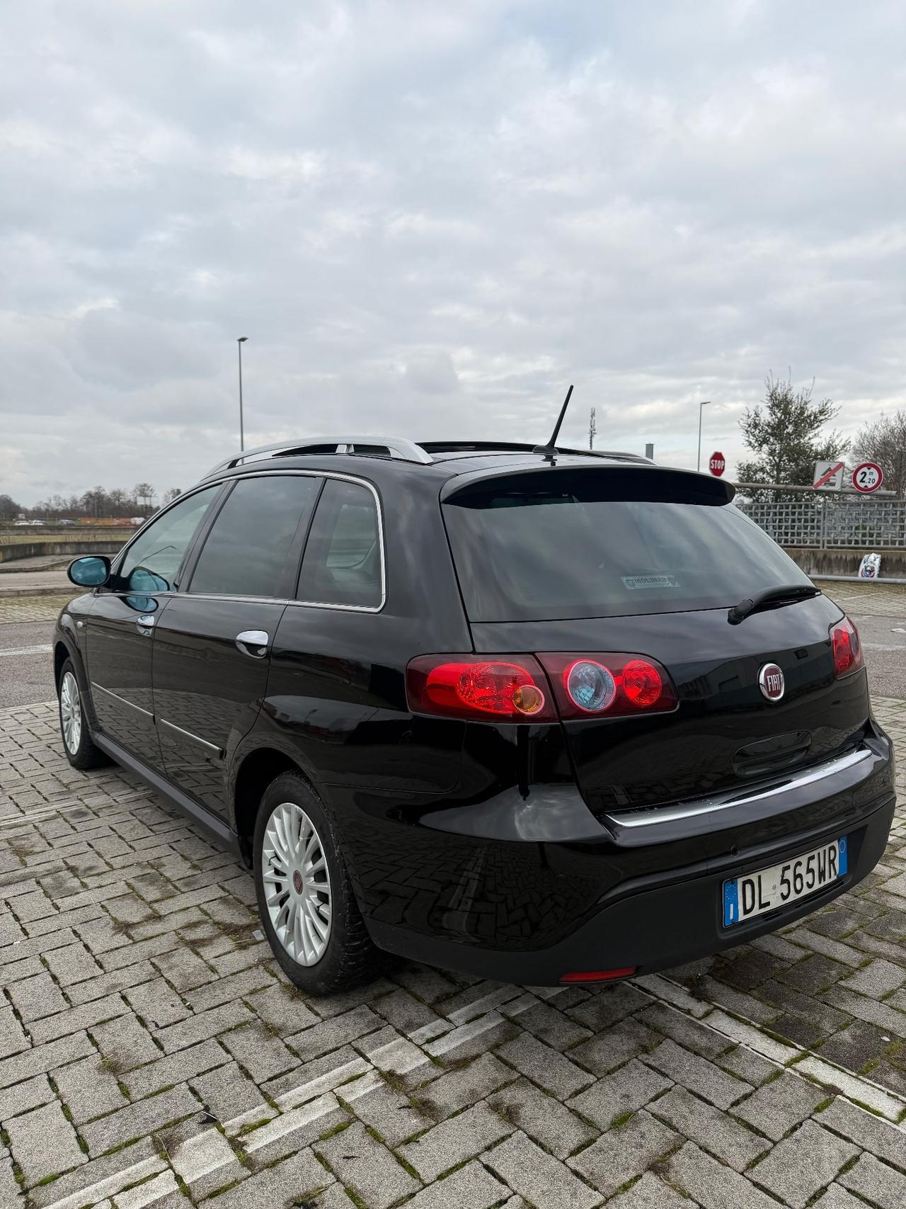 Fiat Croma 1.9 Multijet 16V Must