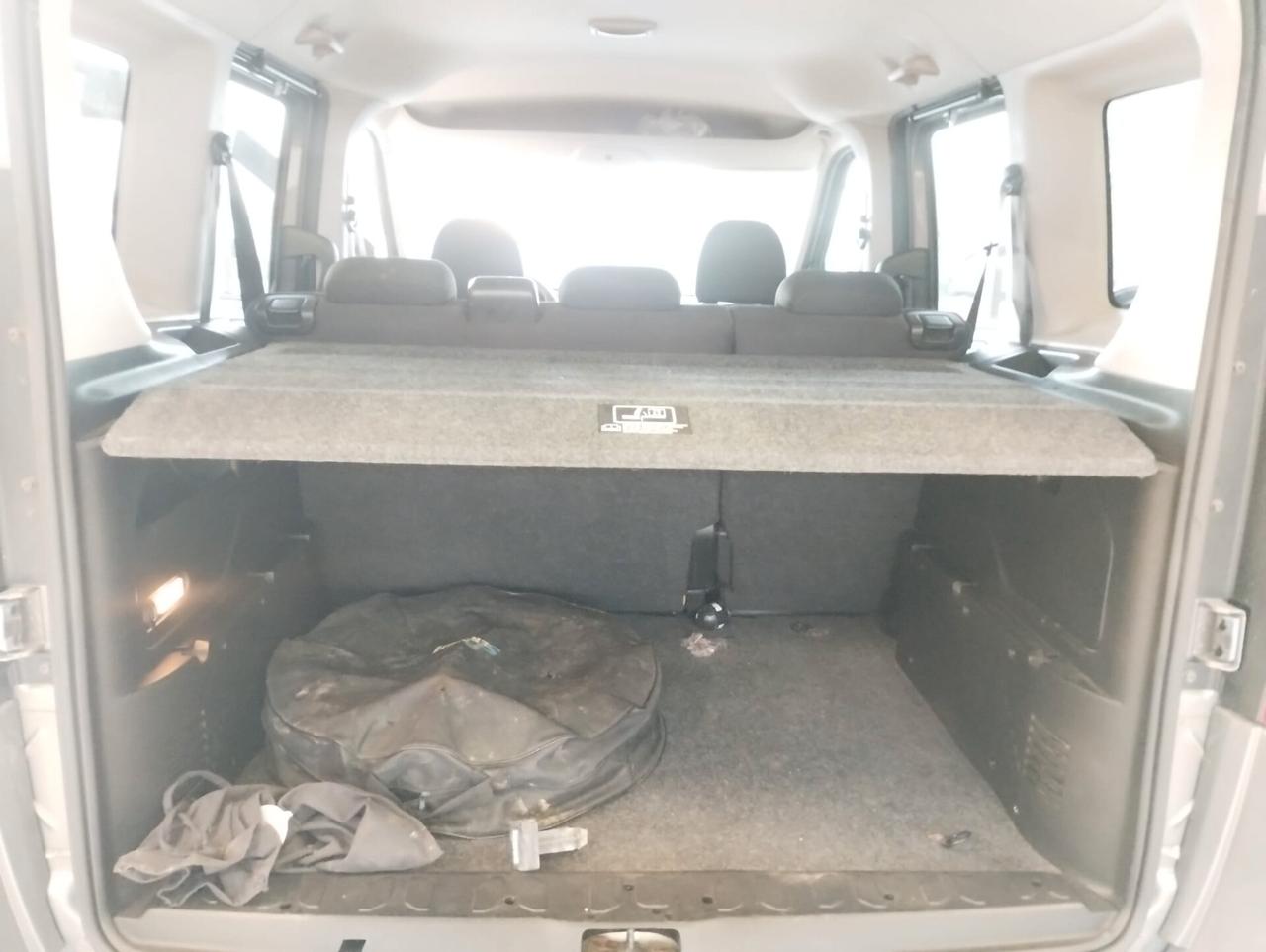 Opel Combo 1.4 95CV PC-TA Cosmo 123.000KM