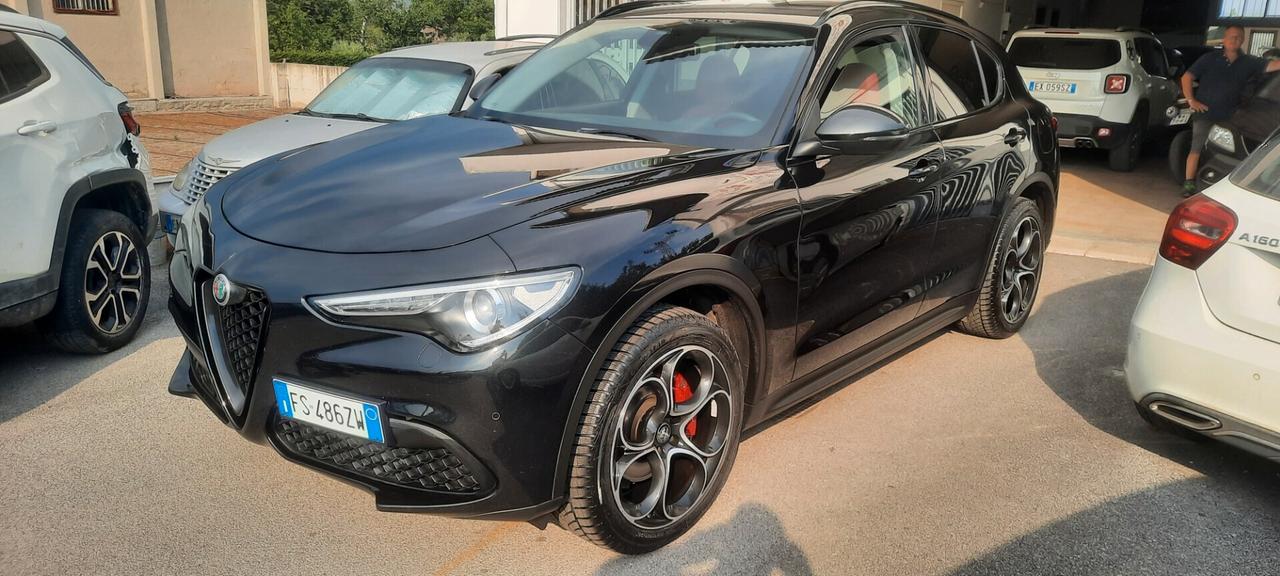 Alfa Romeo Stelvio 2.2 Turbodiesel 210 CV AT8 Q4 Super anno 2018