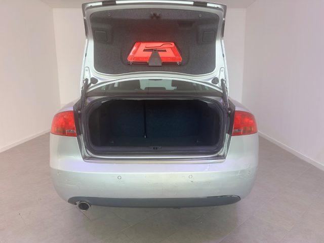 AUDI A4 1.6 Sport