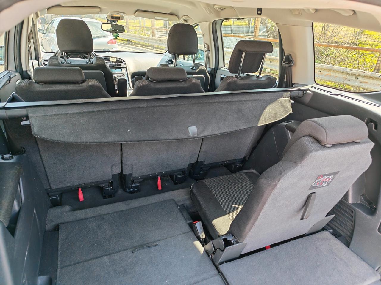 Peugeot 5008 1.6 HDi - 7 posti