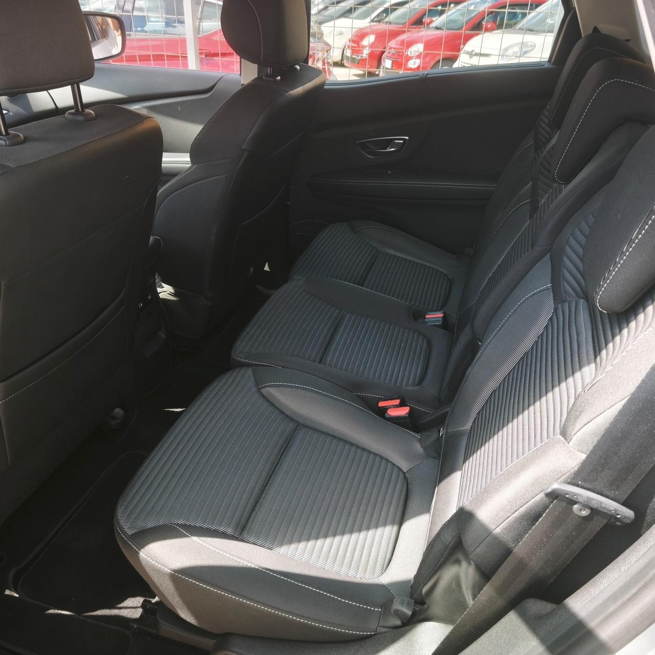Renault Scenic Scénic Blue dCi 120 CV EDC Sport Edition2