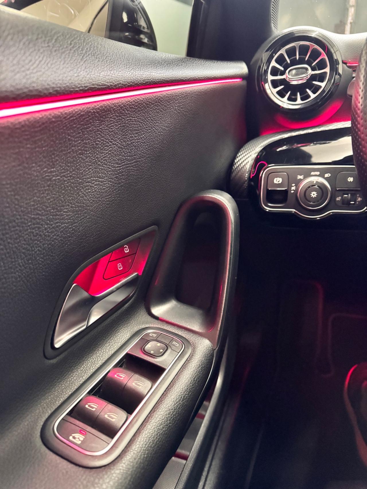 Mercedes-benz A180 d Premium AMG - 2018