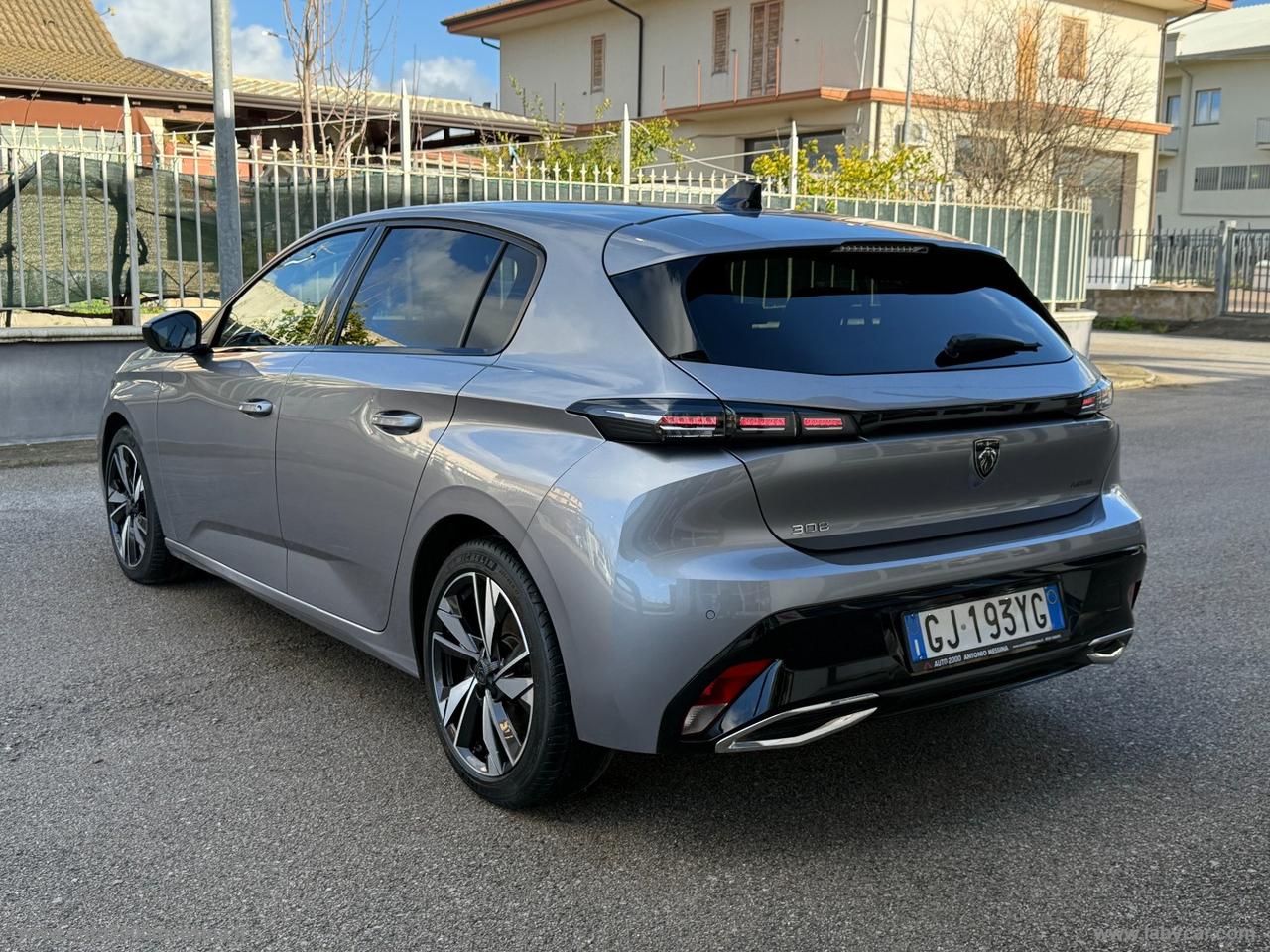 PEUGEOT 308 BlueHDi 130 S&S Allure