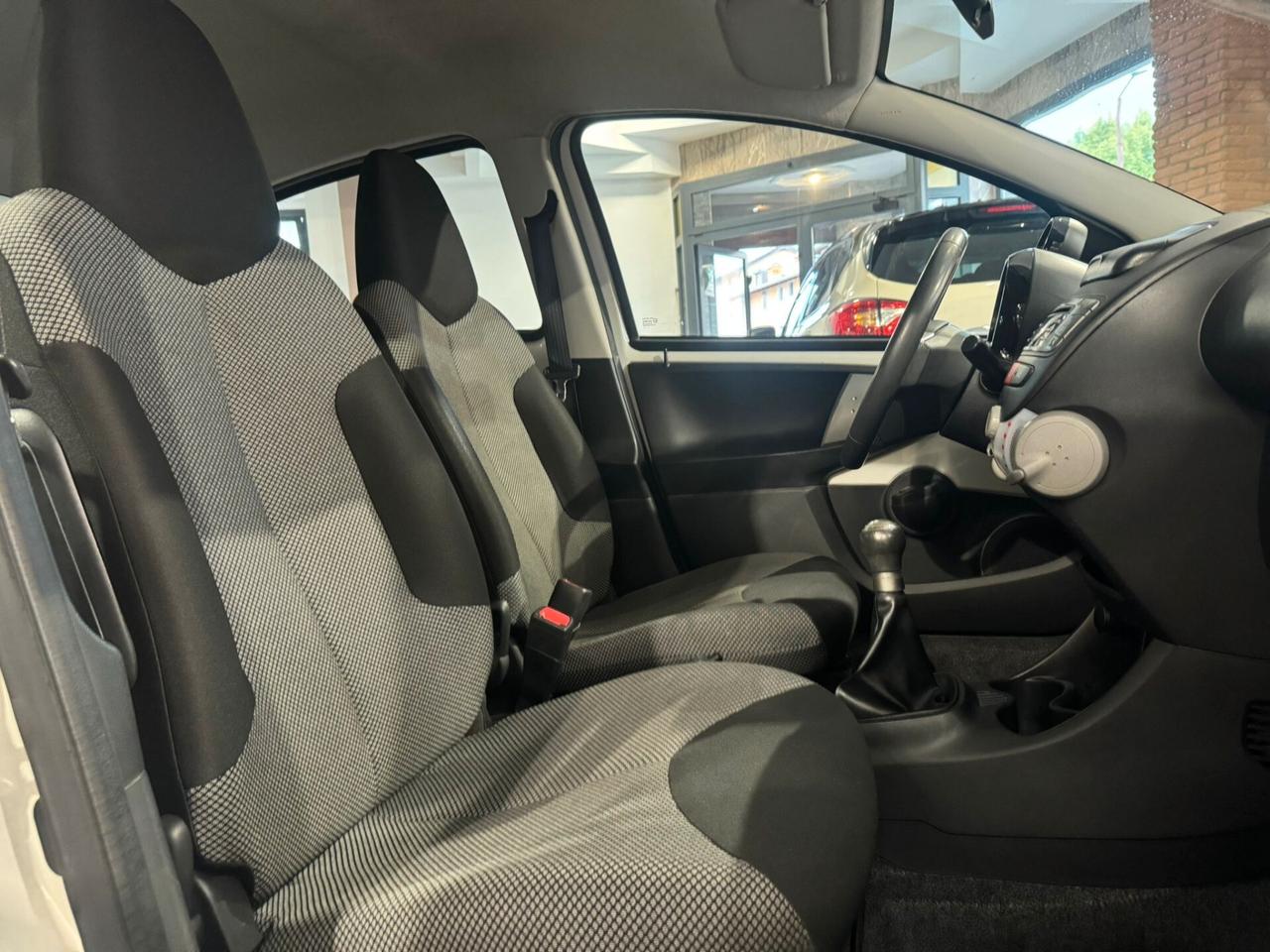 Toyota Aygo 1.0 12V VVT-i 5 porte Active Connect