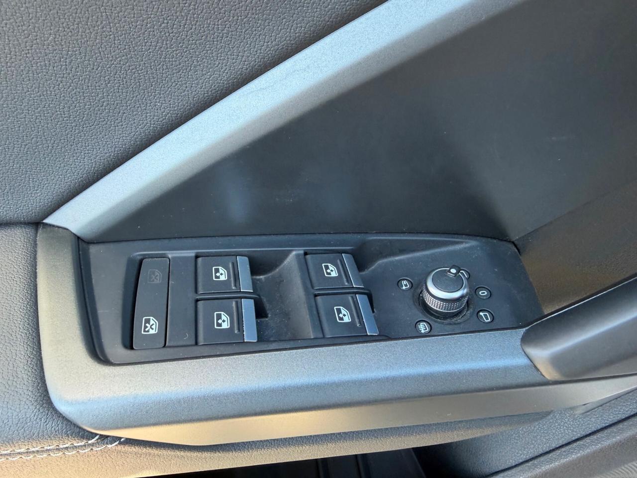 Audi Q3 SPB 35 TDI S tronic line edition /KM DOCBELLISSIMA