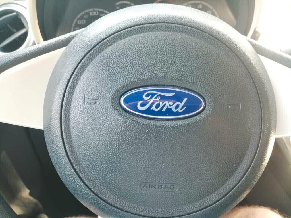 Ford Ka Ka+ 1.2 8V 69CV Titanium