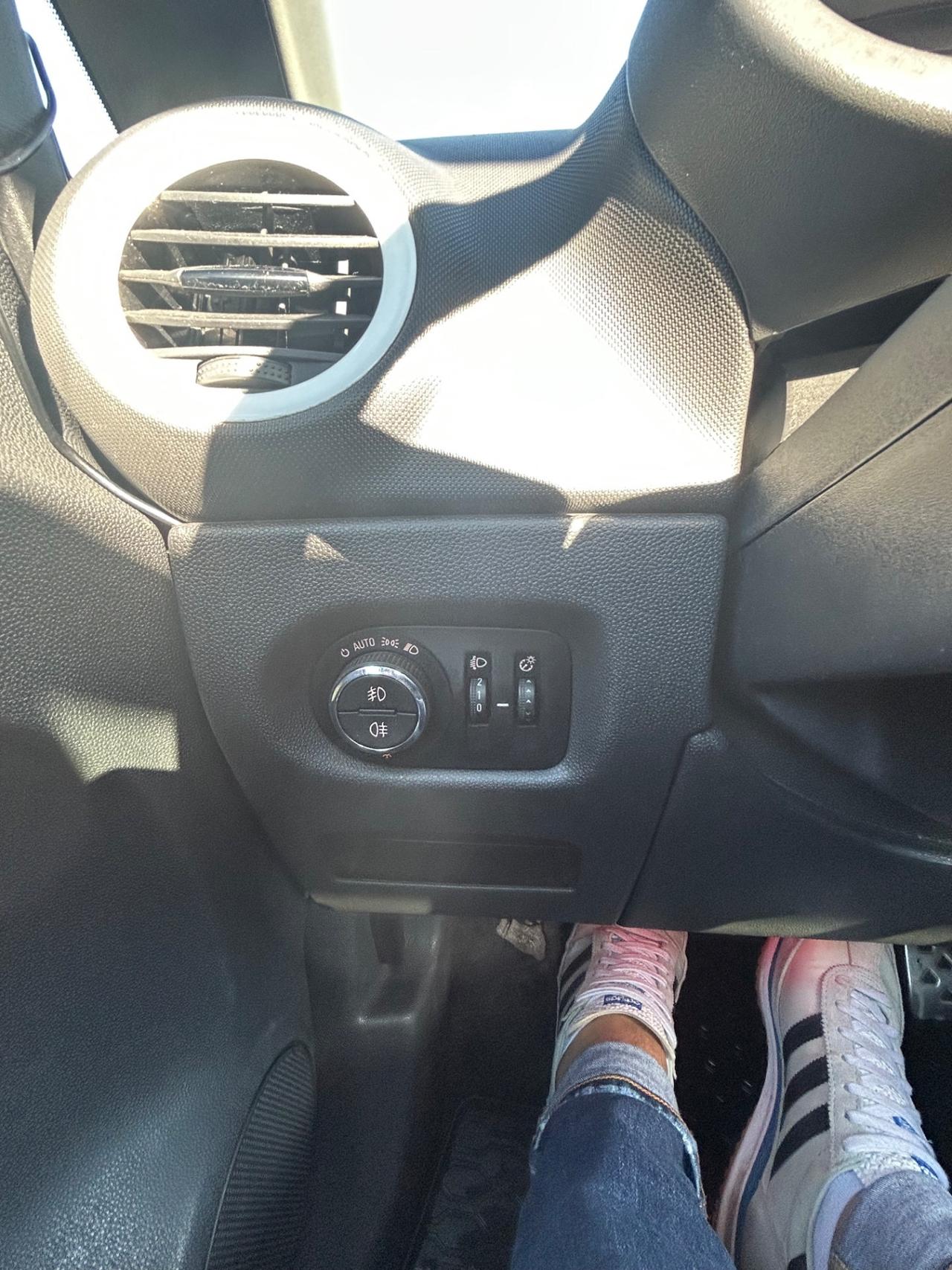 Opel Corsa 1.7 CDTI 130CV 3 porte b-color Tetto apribile