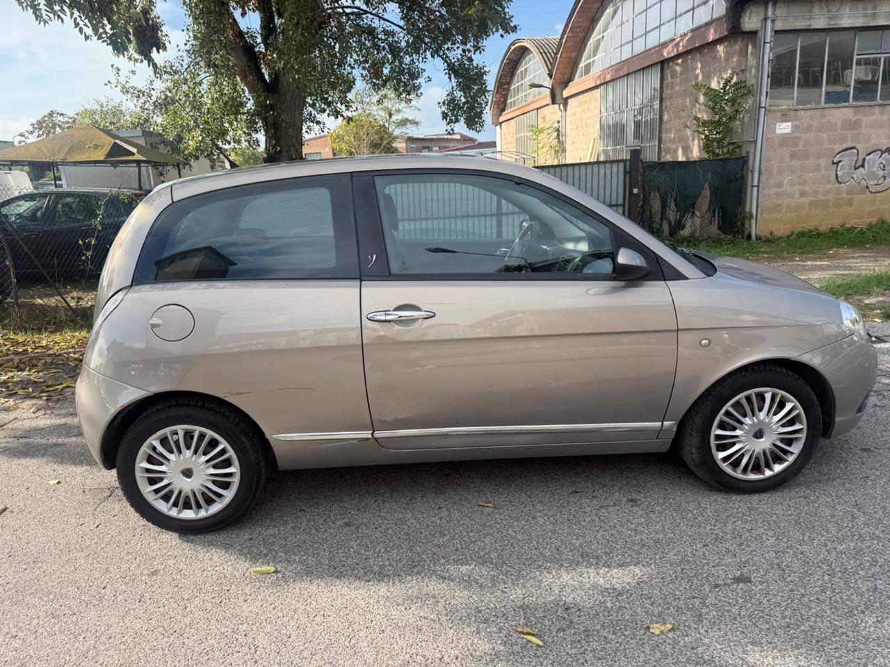 Lancia Ypsilon 1.2 Argento