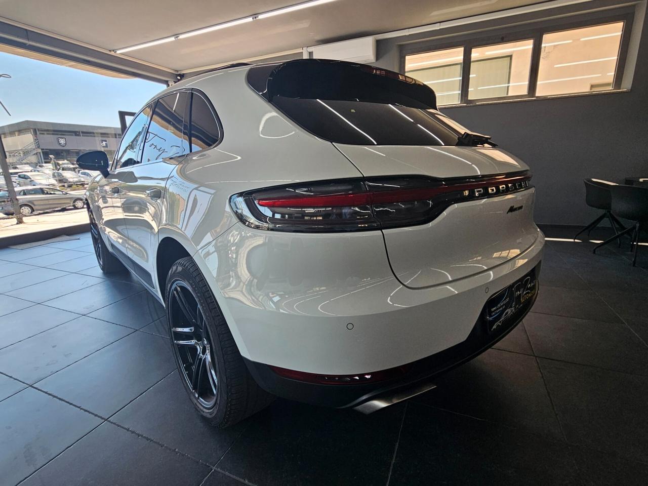 Porsche Macan 2.0 CHRONO SPORT PLUS