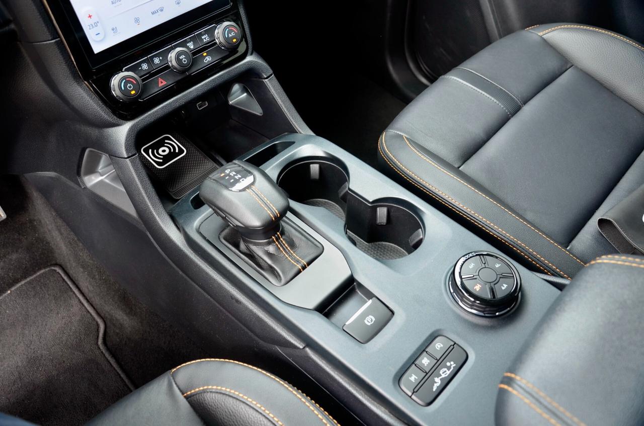 FORD RANGER 3.0 TDI DOPPIA CABINA WILDTRAK AWD 240 AUTO, PREZZO PIÙ IVA,ECCELLENTI CONDIZIONI, UFF ITALIANA, SERVICE FORD, EURO 6E, HI-FI B&O, RETRO 360°, GANCIO TRAINO, PERMUTE