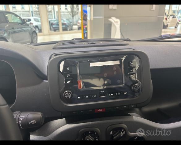 FIAT Panda My25 1.0 70cv Hybrid Panda N72574