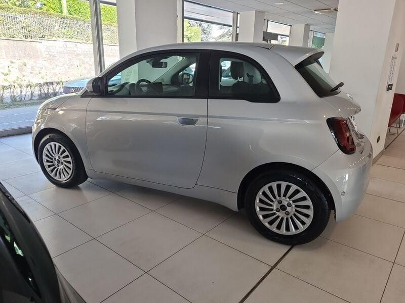FIAT 500 500e 23,65 kWh Pack Tech