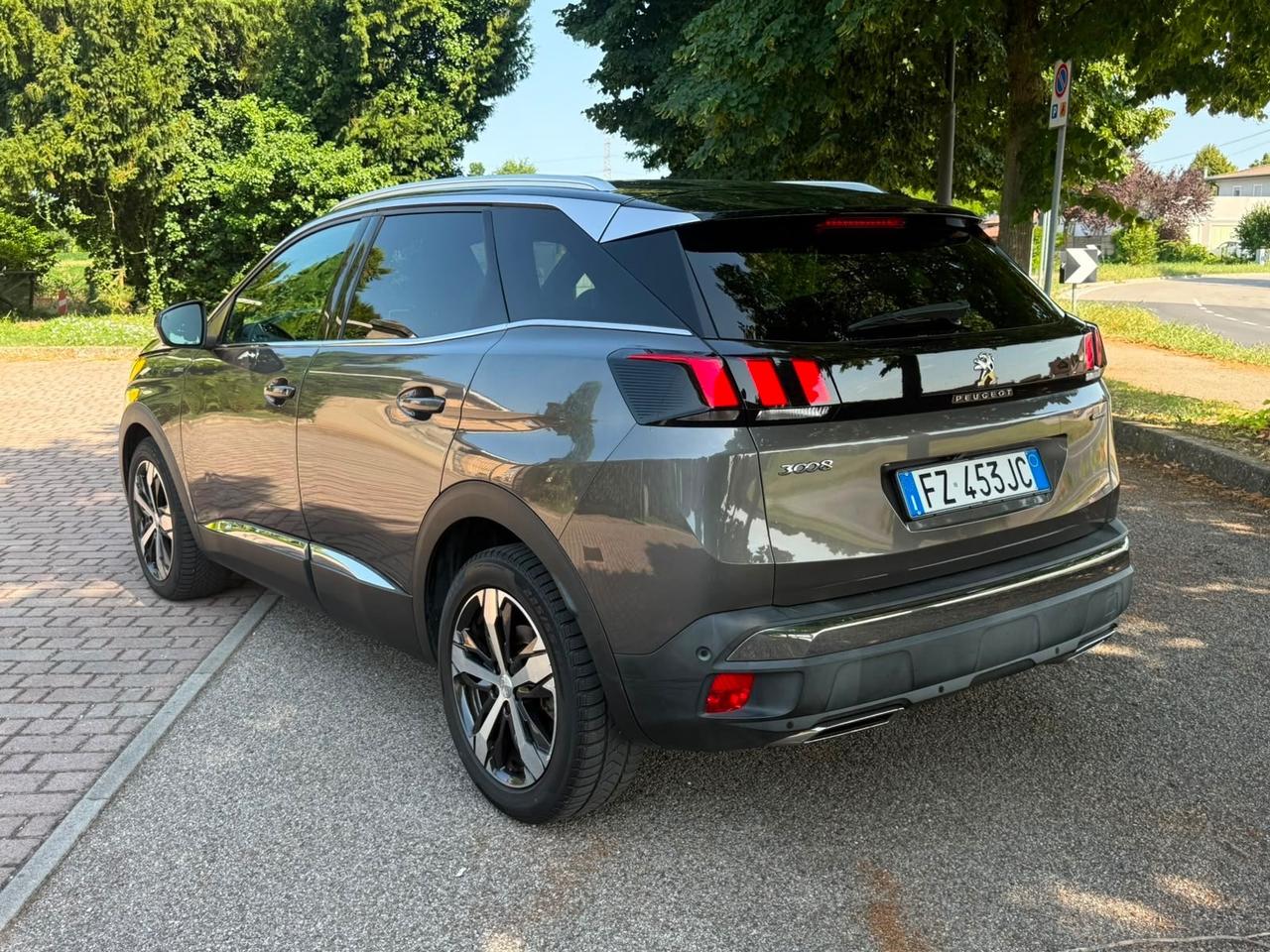 Peugeot 3008 GTLINE 2019 diesel1.5