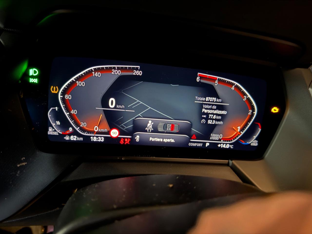 Bmw 118 118d 5p. Colorvision Edition