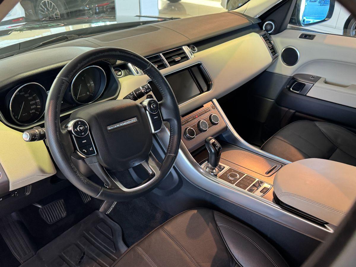 LAND ROVER Range Rover Sport 3.0 TDV6 HSE Dynamic