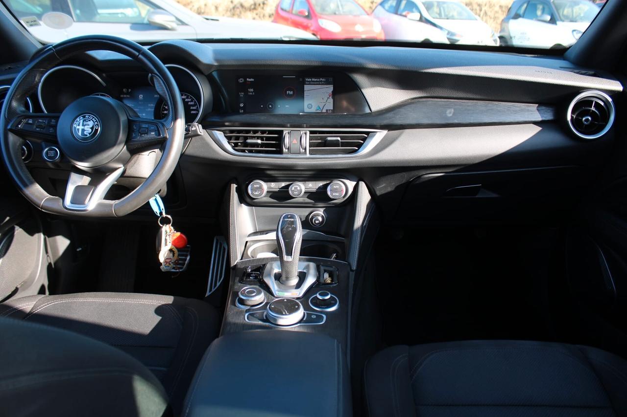 Alfa Romeo Stelvio Tua A SOLI 455€ al mese Anticipo Zero