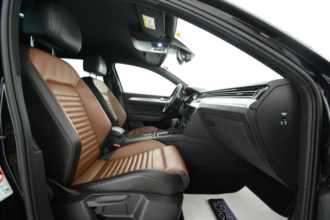 VOLKSWAGEN Passat Variant 2.0 tdi Executive 150cv dsg PELLE+ACC+APP CONNECT