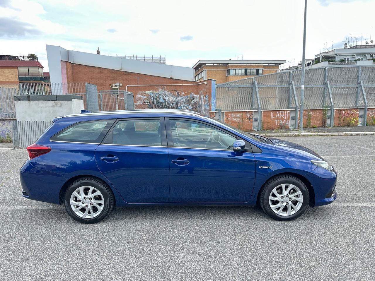 Toyota Auris Touring Sports Hybrid Business Navi