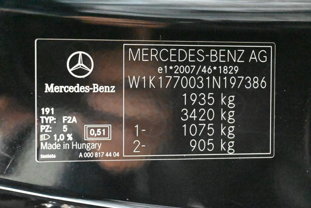 MERCEDES-BENZ A 180D 116CV AUTOMATIC BUSINESS SOLUTION ( NAVI PREMIUM - PARK ASSIST - TELECAMERA POST. - CERCHI 16 )