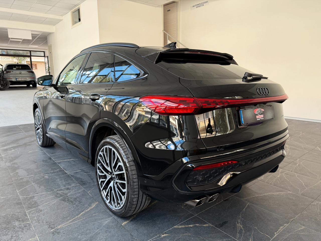 Audi Q5 TDi 150 kW mHEV+ S tronic quattro Launch edition line