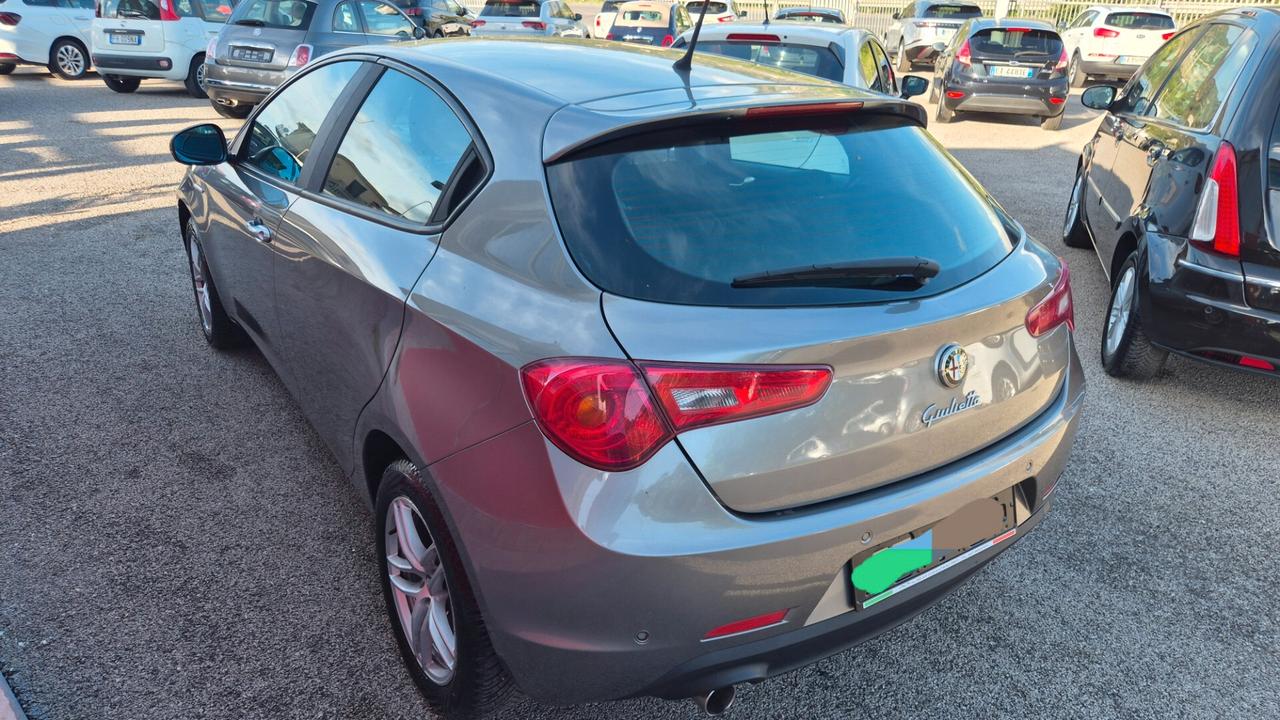 Alfa Romeo Giulietta 1.6 JTDm-2 105 CV Progression