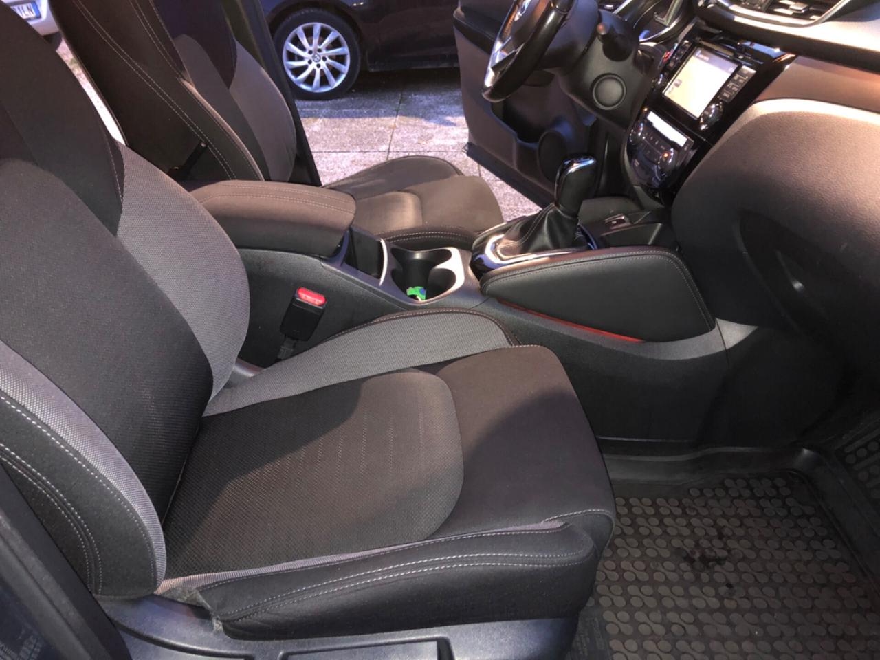 QASHQAI 1.6 DCi N-CONNECTA - TETTO PANORAMICO