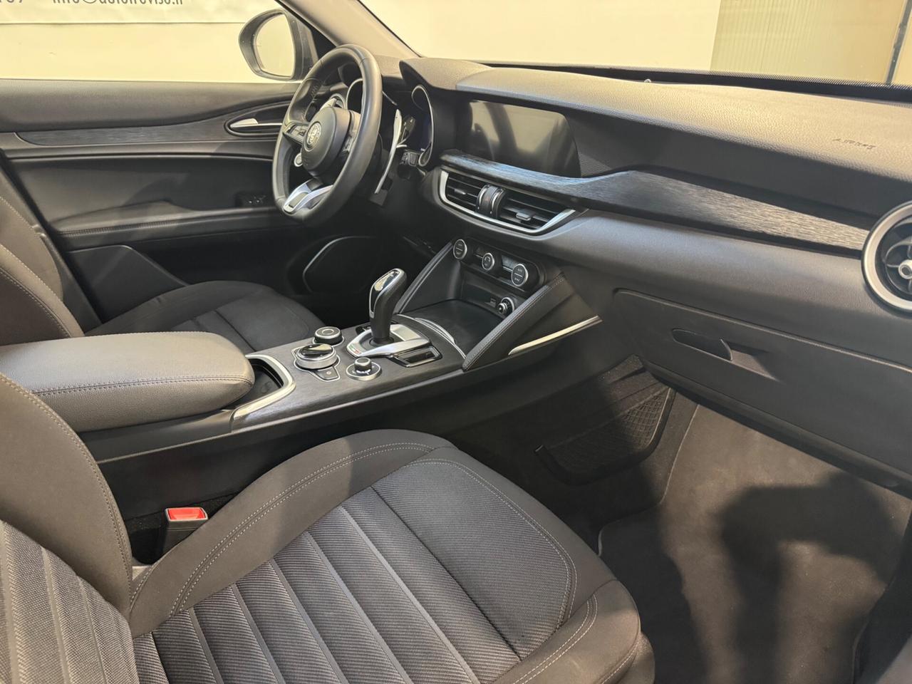 Alfa Romeo Stelvio 2.2 Turbodiesel 190 CV AT8 Q4 Executive