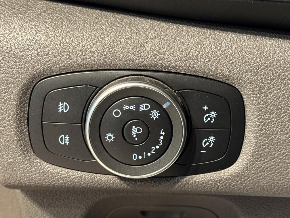 Ford Tourneo Custom Active 2.0 D-Hybrid 185cv 8p Nav 17"