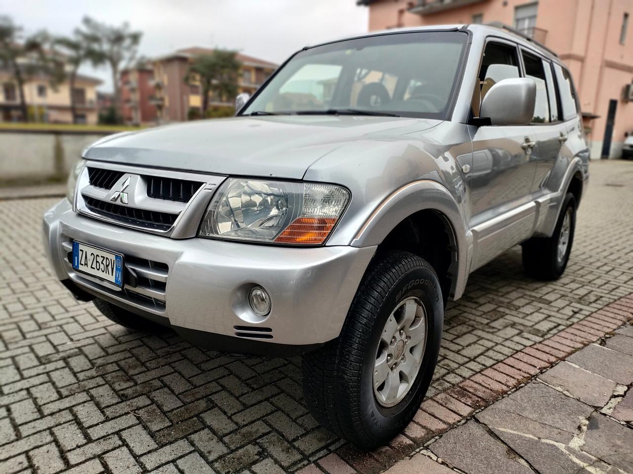 Mitsubishi Pajero 3.2 16V DI-D 7P+GANCIO