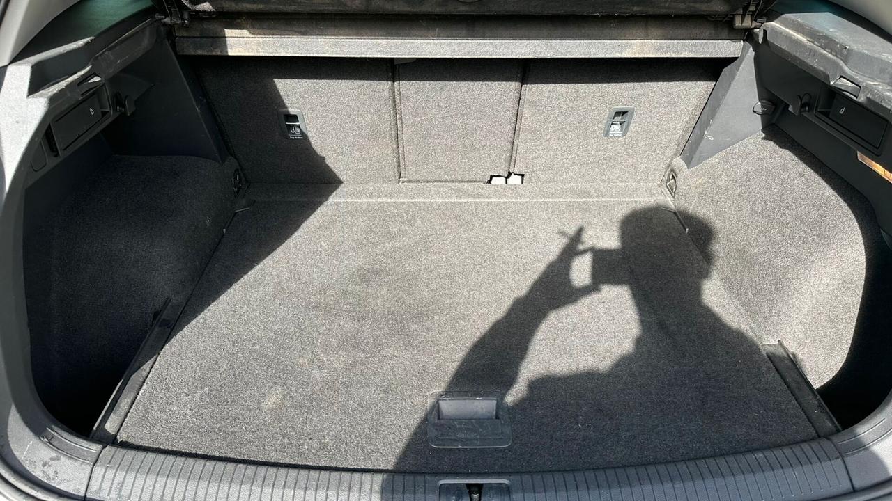 Volkswagen Tiguan 2.0 TDI SCR DSG Business BlueM Tech 2019 PERFETTA LEGGI TESTO