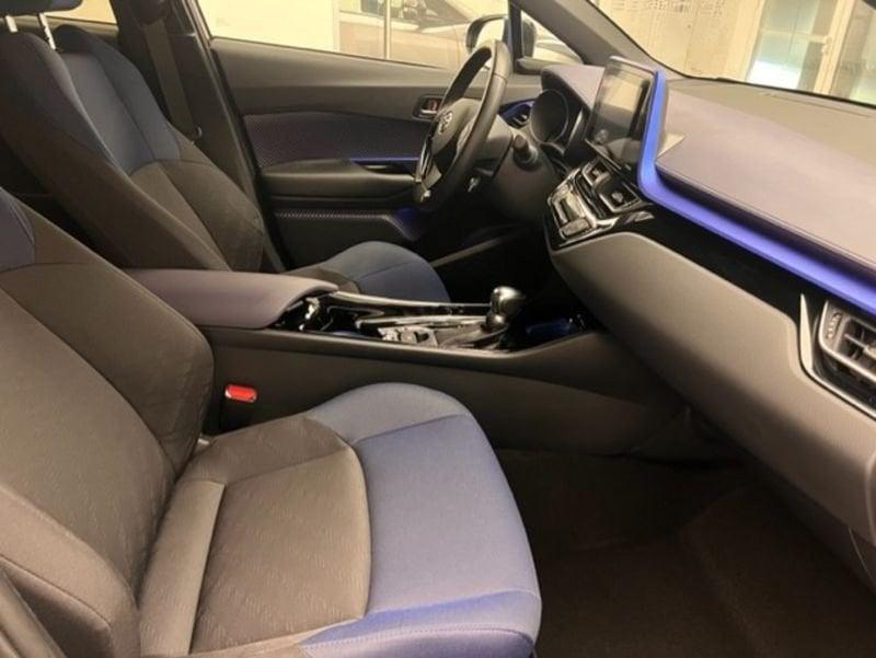 Toyota C-HR C-HR 1.8 Hybrid E-CVT Style