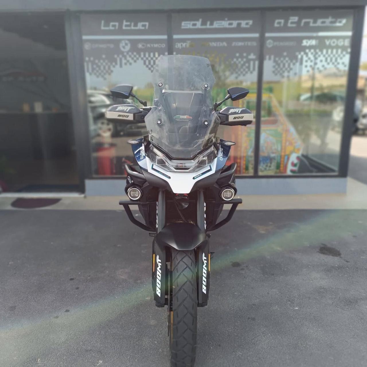 Cf Moto 800MT expoler AKRAPOVIC