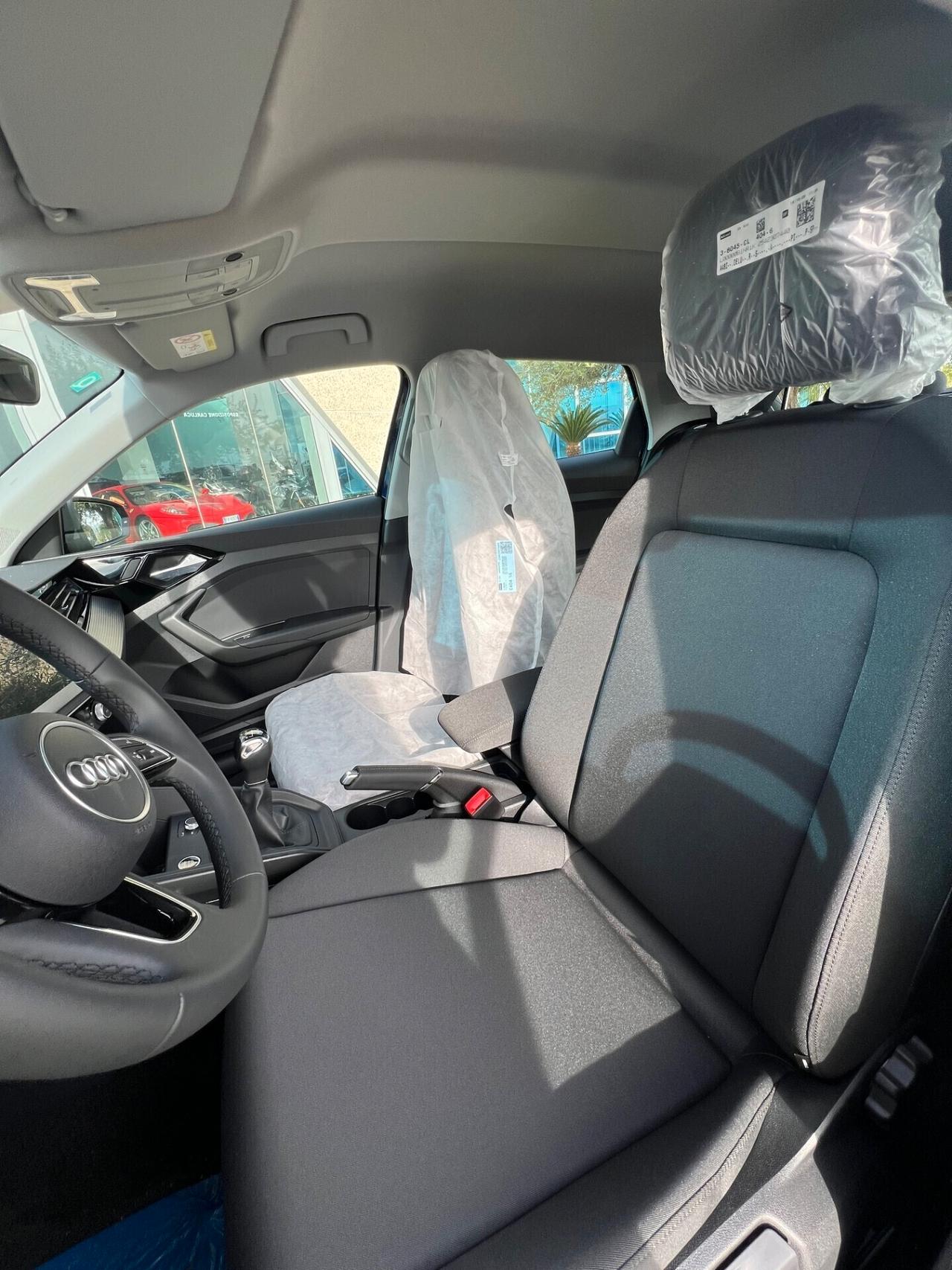 Audi A1 allstreet 30 possibilità noleggio no scoring