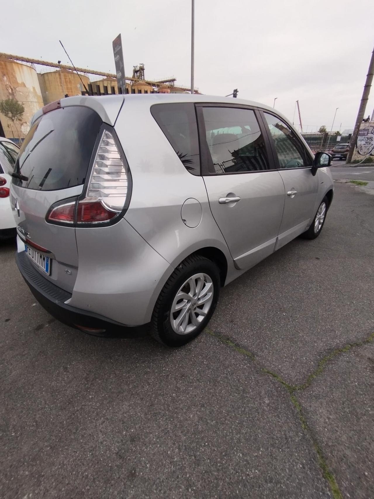 Renault Scenic Scénic XMod dCi 110 CV EDC Bose AUTOMATICO