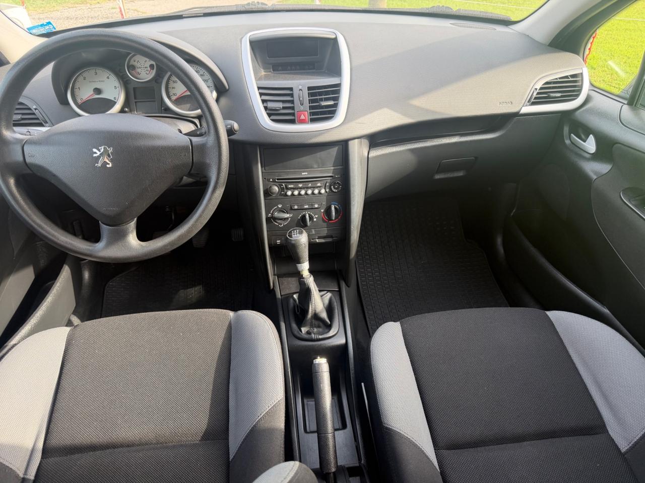 SOLO 146000 km Peugeot 207 sw Permute