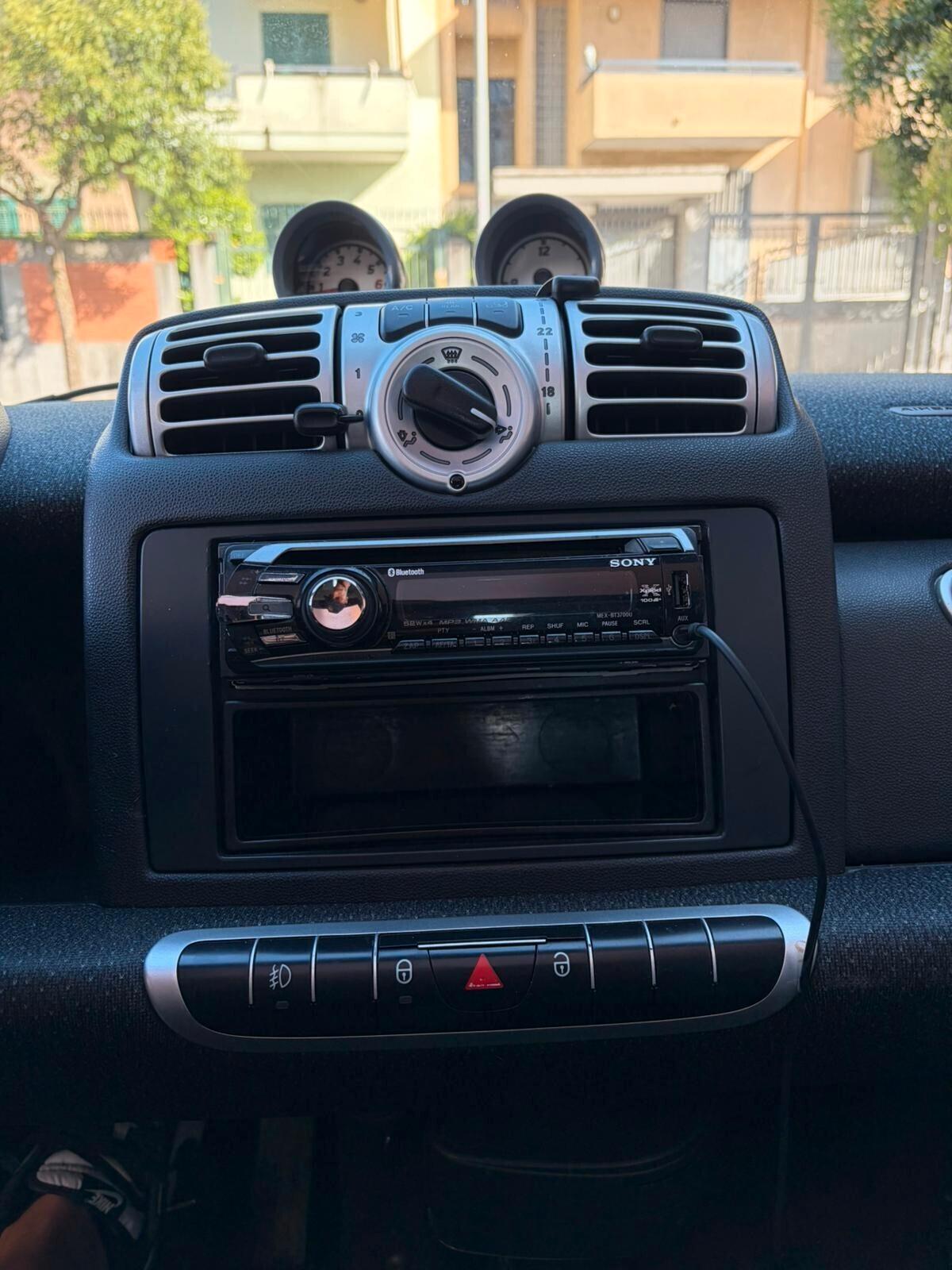 Smart ForTwo 1000 52 kW coupé passion