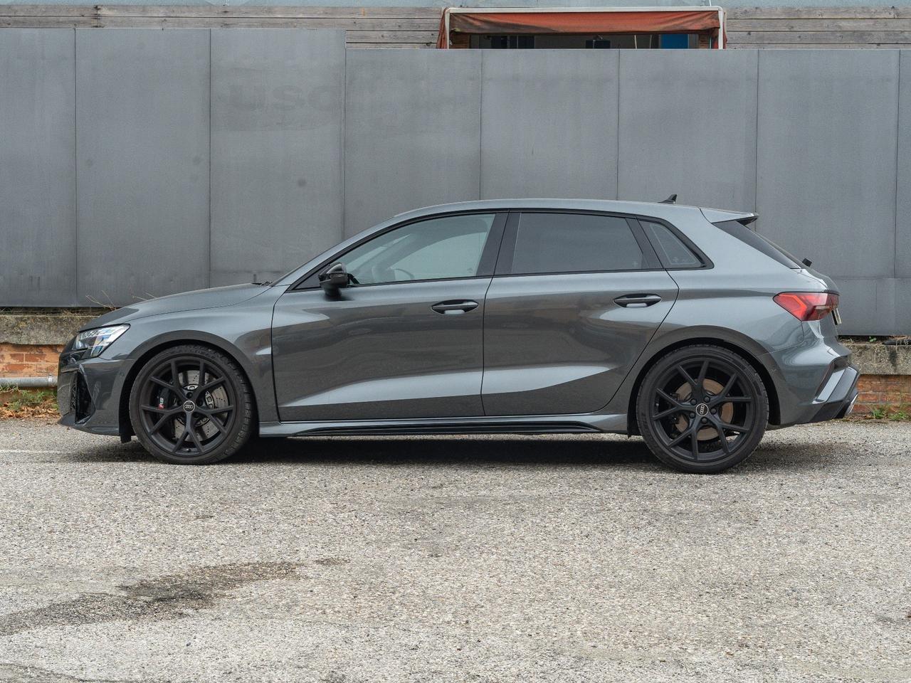 Audi A3 RS 3 SPB TFSI quattro S tronic