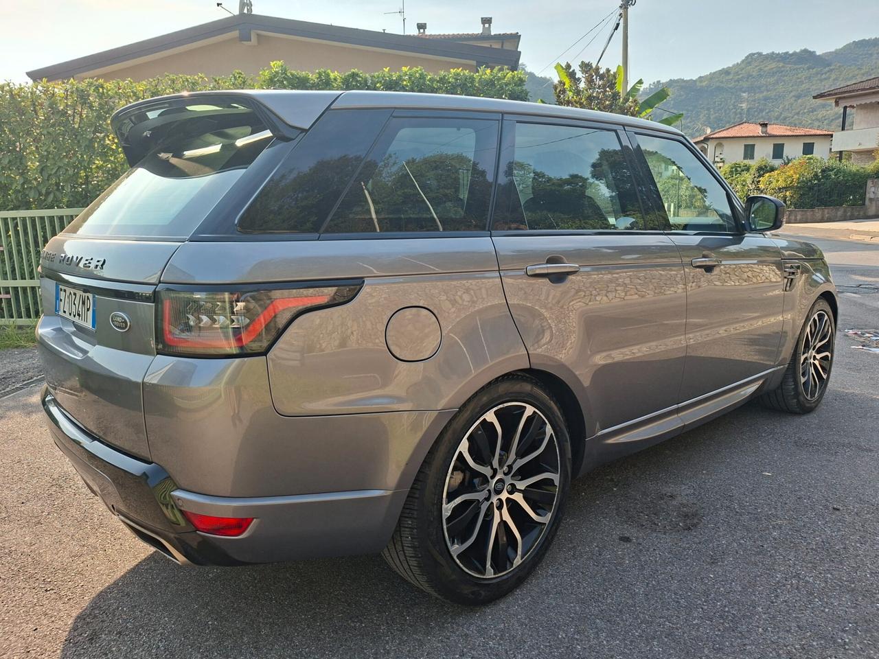 Land Rover Range Rover Sport 3.0 DIESEL / FULL OPTIONAL / EURO 6B
