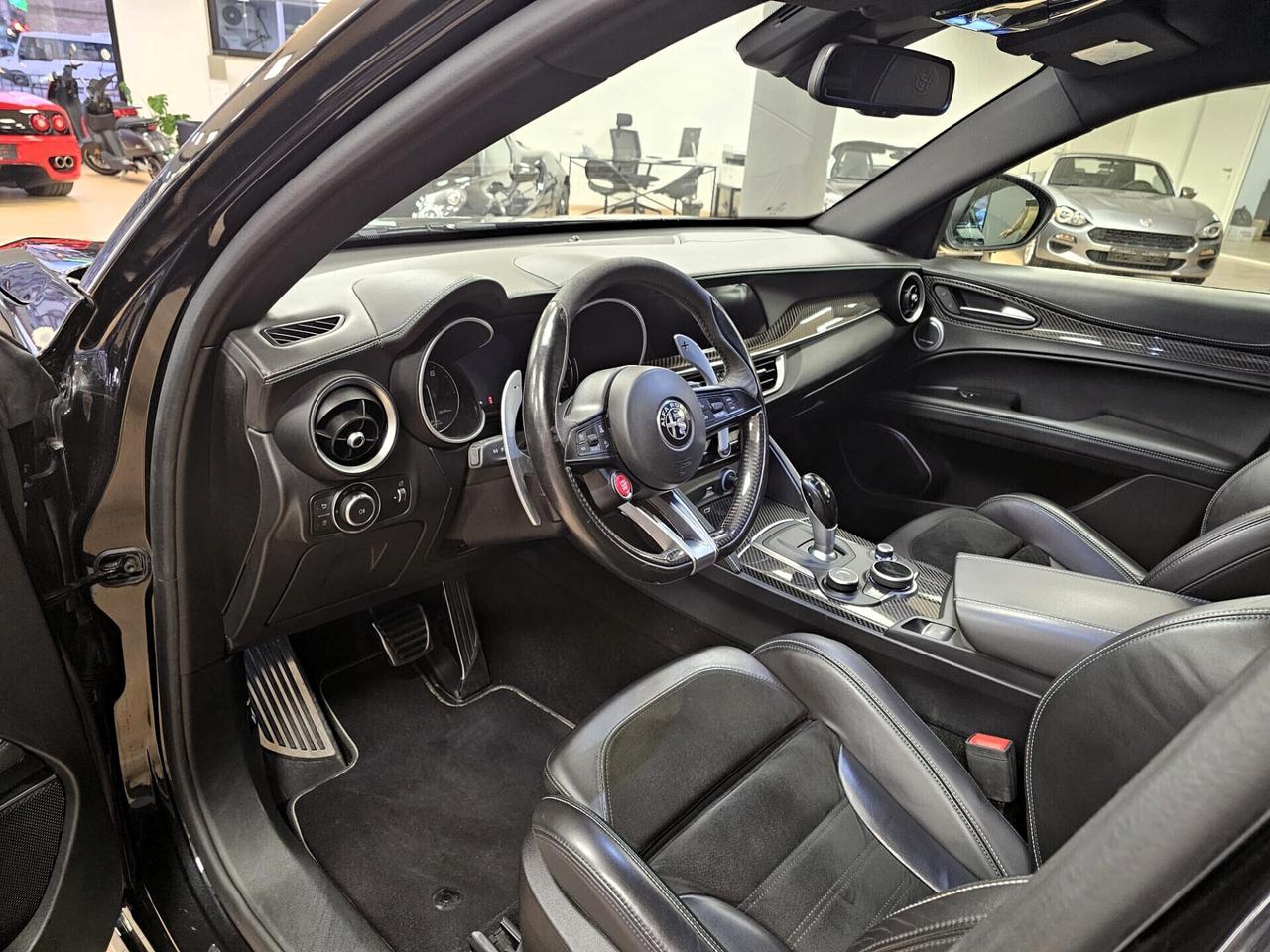 Alfa Romeo Stelvio 2.9 Bi-Turbo V6 510 CV AT8 Quadrifoglio