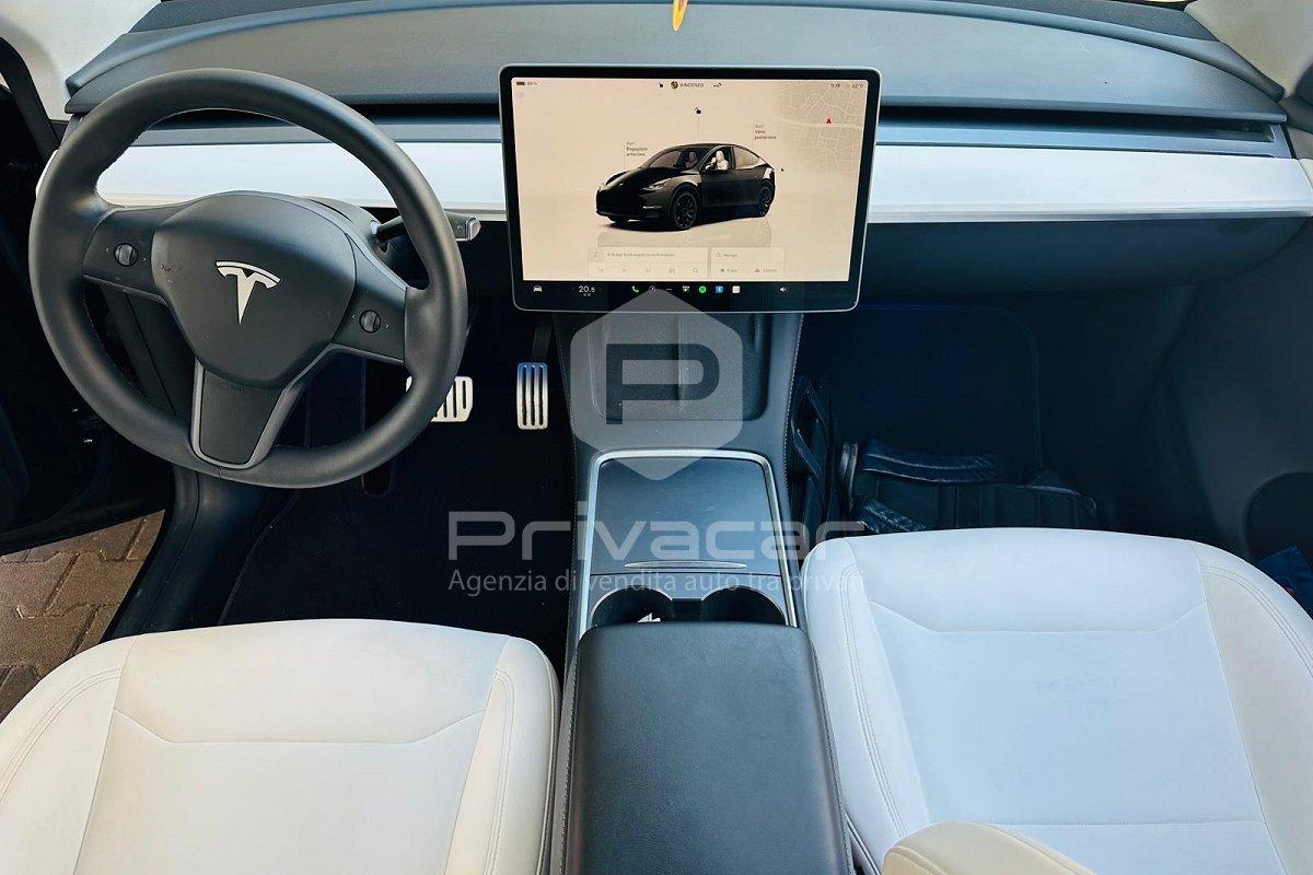 TESLA Model Y Performance AWD