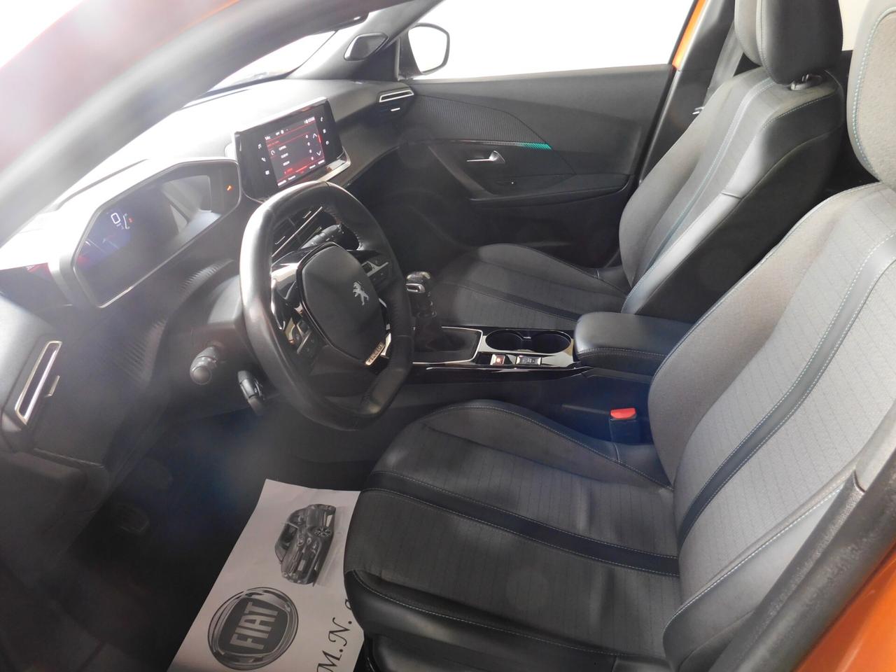 Peugeot 2008 PureTech 100 S&S Allure