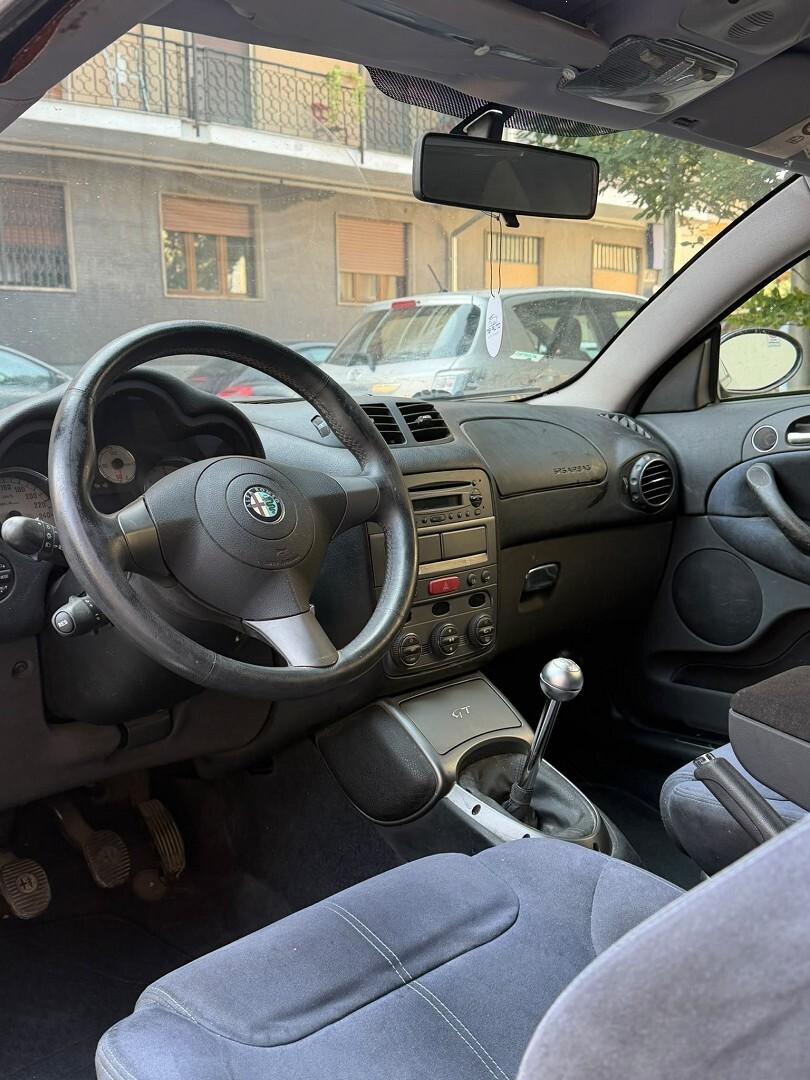 Alfa Romeo GT solo 62.000km benzina unico propr